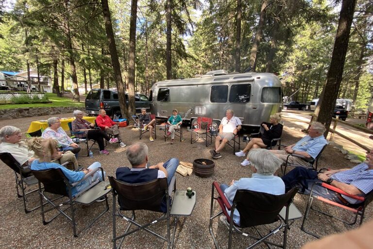 BC Airstream club-rally- happy hour